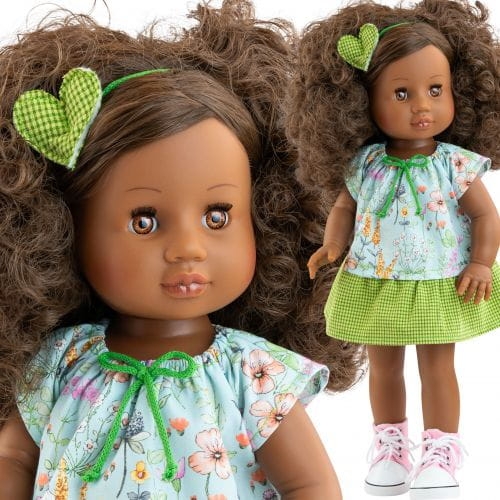 Lalka Hiszpańska 42 cm Paola Reina Soy Tu 06113 Amor, klasyczna, cała z winylu, ciemnoskóra, kręcone brązowe włosy, zamyka oczy, w ubranku