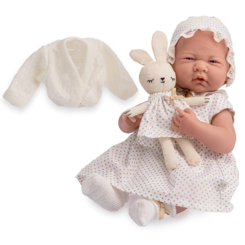 Lalka Hiszpańska 38 cm Berenguer 18793 Newborn Royal, bobas, miękki brzuszek, czapeczka, biała sukienka w groszki, skarpetki, maskotka królik