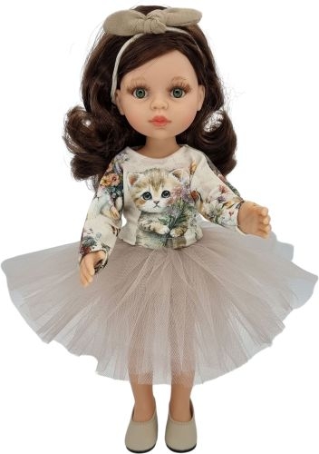 Komplet dla lalki Paola Reina Amigas 32 cm, bluzeczka dresowa z kotkiem i kwiatami zapinana z tyłu na rzep, spódniczka tiulowa delikatny beż, opaska na głowę