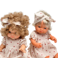 Sukienka muślinowa i opaska dla lalki Miniland 38 cm, Paola Reina 34 cm i Minikane 34 cm - serduszka