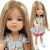Lalka Hiszpańska 32 cm Paola Reina Amigas 04668 Roxana, klasyczna, cała z winylu, szaro-niebieskie oczy, proste blond  włosy, bluzeczka, spodenki bloomersy, białe wiązane buciki
