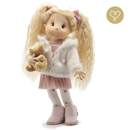 Lalka 38 cm Lullu Dolls Pysia w ubranku, maskotka Misio Zdzisio, 3 warianty wyboru, na zdjęciu wariant 3 kolekcjonerski