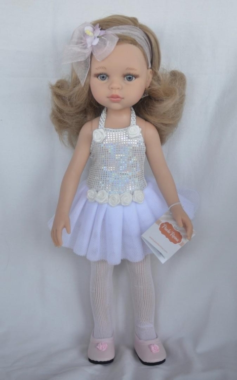 Lalka Hiszpańska 32 cm Paola Reina Amigas 04447 Carla baletnica, klasyczna, cała z winylu, niebieskie oczy, blond włosy, strój baletnicy: srebrzyste body baletowe z tiulem i białymi kwiatuszkami,  opaska na głowę, rajstopki, buciki z kwiatuszkiem