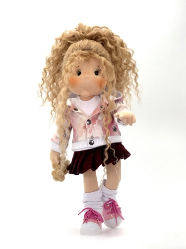 Lalka 38 cm Lullu Dolls Didi w ubranku, maskotka malutki Misio, 3 warianty wyboru, na zdjęciu wariant 3 kolekcjonerski