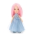Lalka Sweet Sisters Bilie 32 cm Orange Toys, szmaciana z endoszkieletem, twarz nadrukowana cyfrowo, różowe włosy, długa, niebieska, satynowa sukienka z brokatowym gorsetem i tiulowym dołem, brokatowe buciki