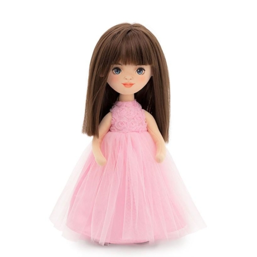 Lalka Sweet Sisters Sophie 32 cm Orange Toys, szmaciana z endoszkieletem, twarz nadrukowana cyfrowo, ciemnobrązowe włosy, długa, różowa sukienka z różyczkami i tiulem, buciki