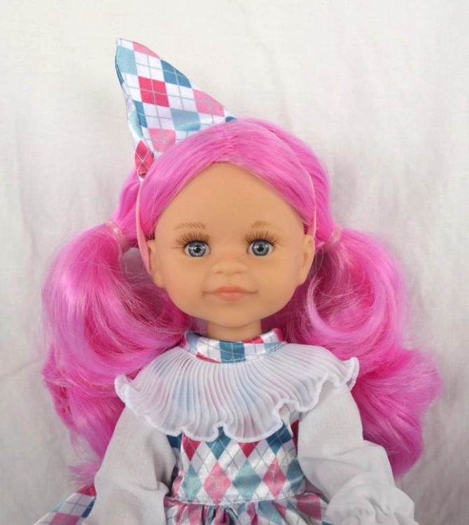 Lalka Hiszpańska 32 cm Paola Reina Amigas 04415 Cleo, klasyczna, cała z winylu, niebieskie oczy, różowe włosy, sukienka, legginsy, buciki