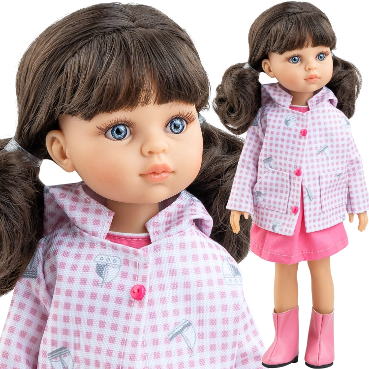 Lalka Hiszpańska 32 cm Paola Reina Amigas 04732 Carol, klasyczna, cała z winylu, niebieskie oczy, brązowe włosy spięte w dwa kucyki, kurteczka z kapturem, sukienka, majteczki, buciki