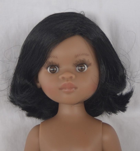 Lalka Hiszpańska 32 cm Paola Reina Amigas 32736 Nora, klasyczna, cała z winylu, ciemna skóra, w majteczkach, bez ubranka, czarne włosy do ramion, brązowe oczy