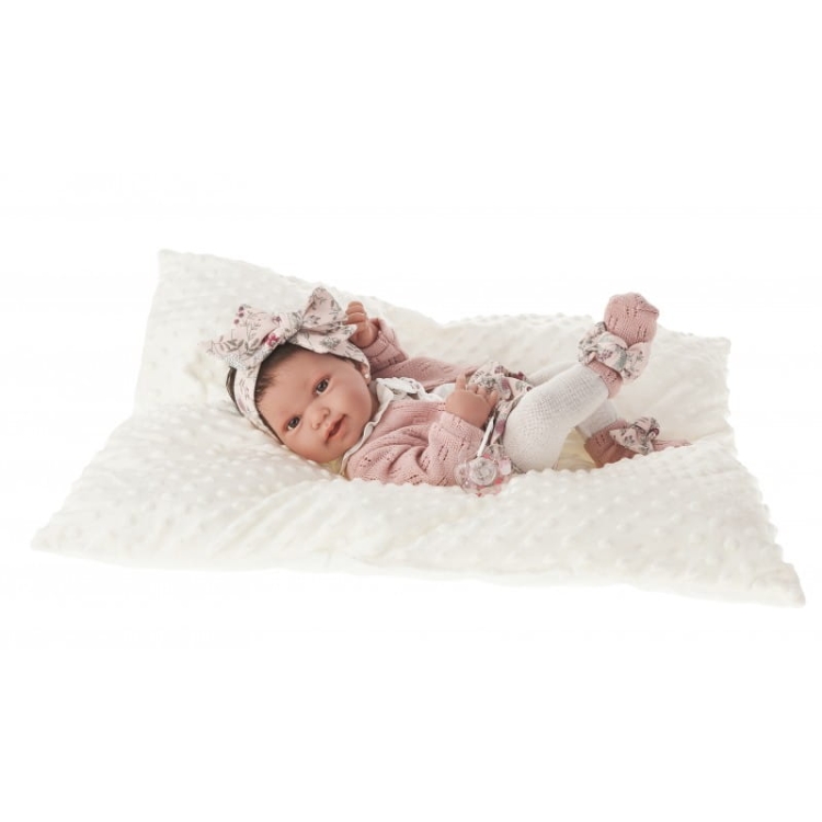 Lalka Hiszpańska 42 cm Antonio Juan 50036 Pipa, bobas cały z winylu, dziewczynka, krótkie ciemne włosy, rzęsy, imitacja śliny w kąciku ust, kolczyki w uszach na stałe, ubranko, smoczek, poduszka