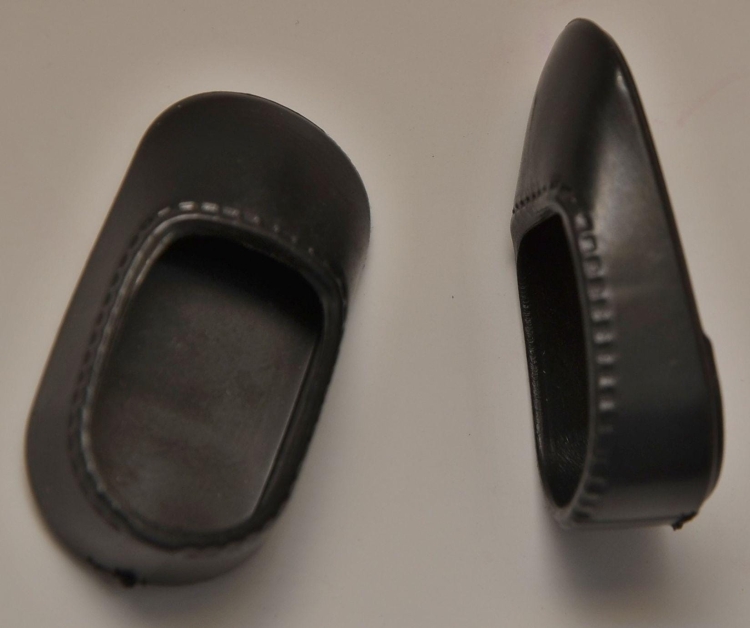 Oryginalne buty Paola Reina dla lalki 21 cm Mini Amigas 62102 czarne pantofelki
