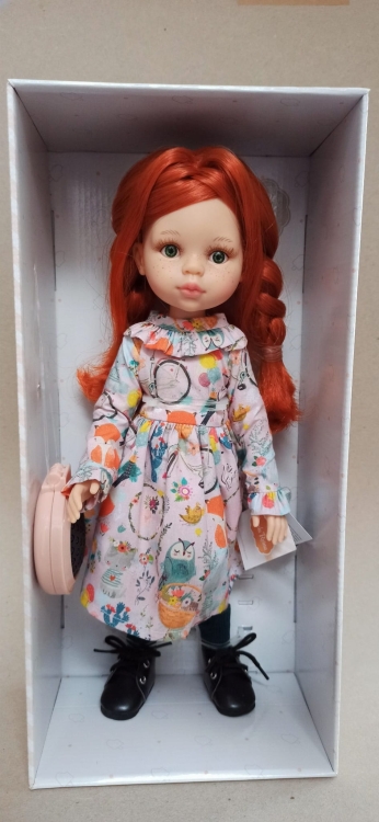 Lalka Hiszpańska 32 cm Paola Reina Amigas 04852 Cristi, klasyczna, cała z winylu, przegubowa ruchome stawy, zielone oczy, rude włosy, sukienka, majteczki, skarpetki, czarne wiązane buciki