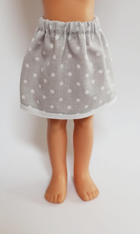 Spódniczka dla lalki Paola Reina Amigas 32 cm, szara w groszki, obszyta ozdobną białą taśmą