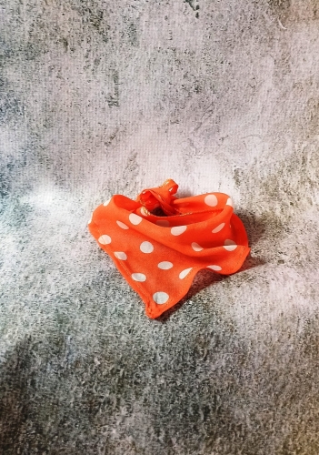 Apaszka / chusteczka dla lalki Paola Reina Amigas 32 cm