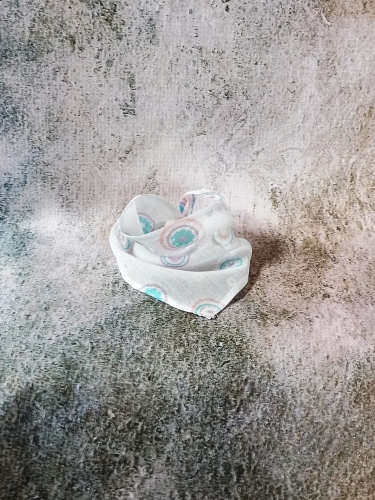 Apaszka / chusteczka dla lalki Paola Reina Amigas 32 cm