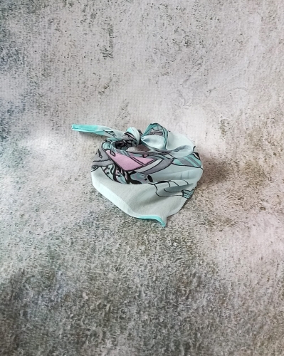 Apaszka / chusteczka dla lalki Paola Reina Amigas 32 cm