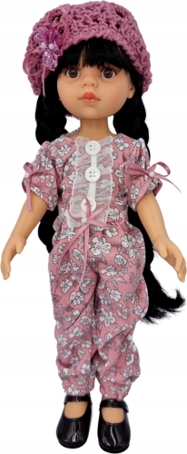 Kombinezon w kwiatuszki i beret dla lalki Paola Reina Amigas 32 cm, w kolorach pudrowego różu