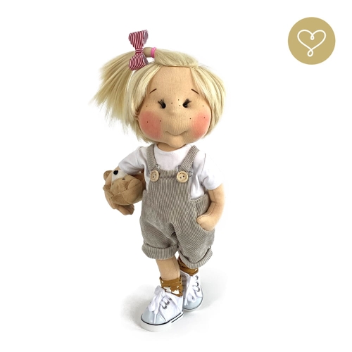 Jasnobeżowe sztruksowe spodnie ogrodniczki 2 dla lalki 38 cm Lullu Dolls, z kieszeniami