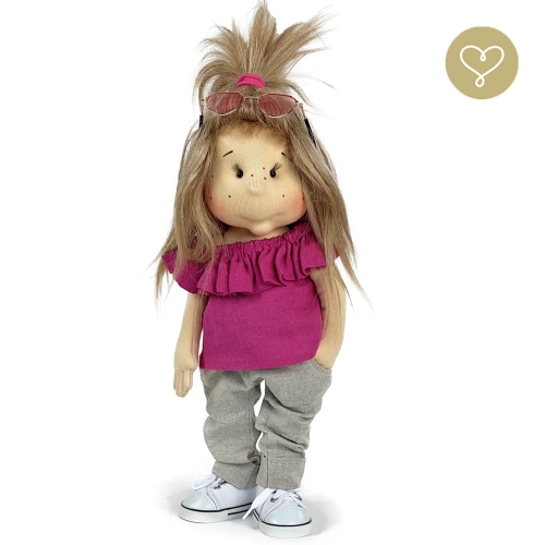 Strój Carmen dla lalki 38 cm Lullu Dolls lniana fuksjowa bluzka "hiszpanka", beżowe lniane spodnie z kieszeniami