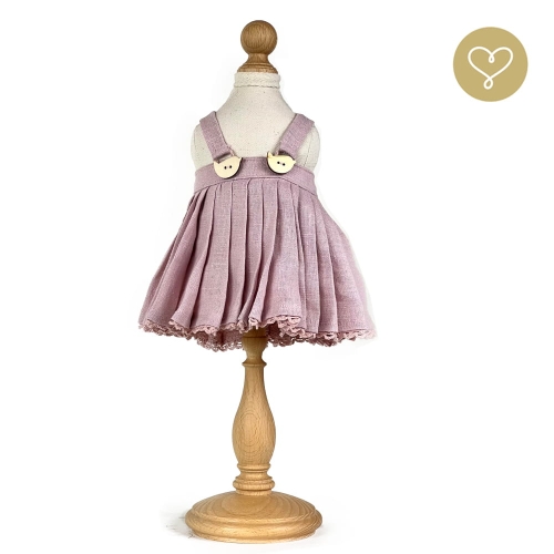 Sukienka różowa lniana 3 dla lalki 38 cm Lullu Dolls na szelkach z drewnianymi guziczakmi
