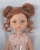 Lalka Hiszpańska 32 cm Paola Reina Amigas 04449 Cristi, klasyczna, cała z winylu, zielone oczy, ciemnorude włosy, piegi na buzi, kombinezon, opaska na głowę, buciki