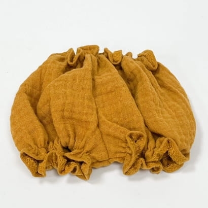 Bloomersy muślinowe dla lalki Miniland 38 cm, Paola Reina 34 cm i Minikane 34 cm - musztardowe