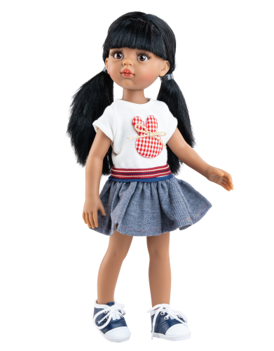 Lalka Hiszpańska 32 cm Paola Reina Amigas 04684 Caya, klasyczna, cała z winylu, ciemna skóra, brązowe oczy, czarne włosy z grzywką spięte w dwa kucyki, bluzeczka, spódniczka, trampki