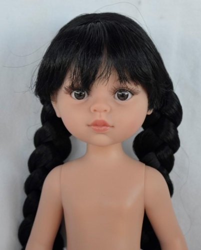 Lalka Hiszpańska 32 cm Paola Reina Amigas 14834 Carina, klasyczna, cała z winylu, w majteczkach, bez ubranka, brązowe oczy, długie czarne włosy z grzywką splecione w dwa warkocze