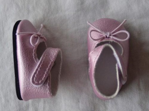 Oryginalne buty Paola Reina dla lalki 32 cm Amigas 63220 różowe perłowe buciki z kokardką i paseczkiem
