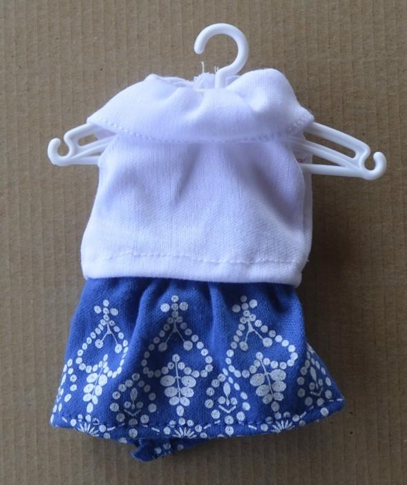 Oryginalne ubranko Paola Reina dla lalki 21 cm Mini Amigas 52134, bluzeczka, spódniczka, majteczki