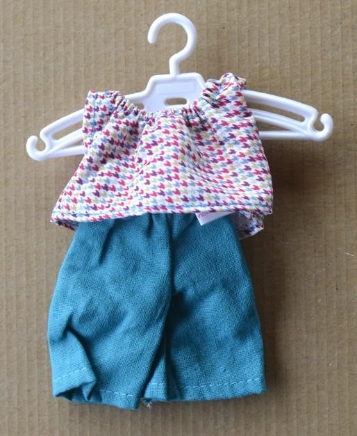 Oryginalne ubranko Paola Reina dla lalki 21 cm Mini Amigas 52119, bluzeczka, spodenki