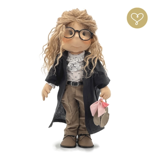 Lalka 38 cm Lullu Dolls Nauczycielka w ubranku, torebka, biret, toga, 3 warianty wyboru, na zdjęciu wariant 3 kolekcjonerski