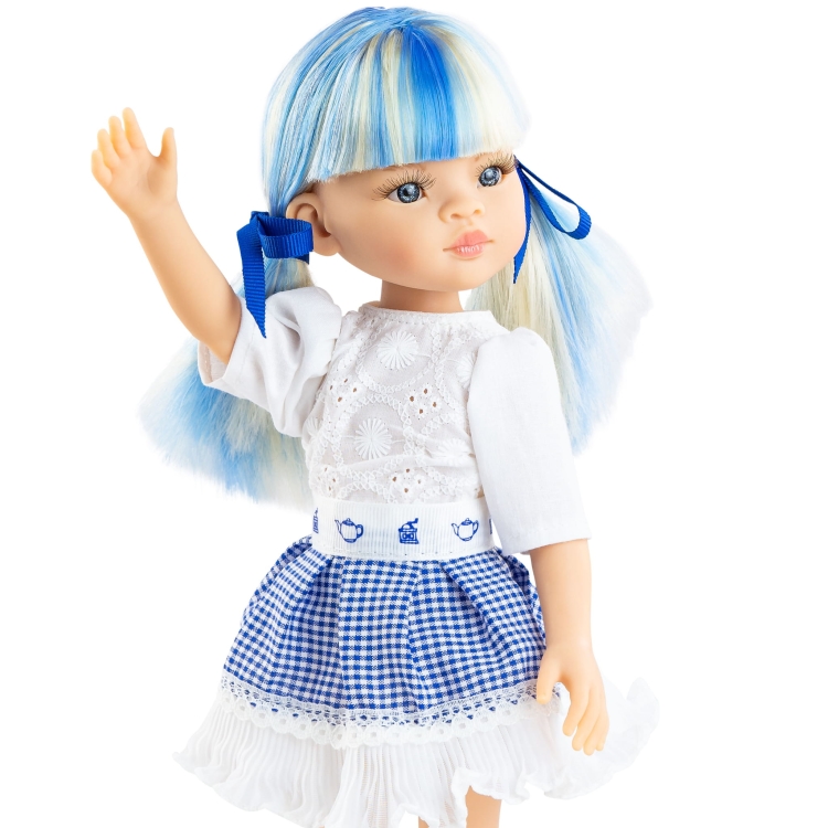 Lalka Hiszpańska 32 cm Paola Reina Amigas 04534 Cassandra, klasyczna, cała z winylu, niebieskie oczy, niebieskie z białymi pasemkami włosy z grzywką, bluzka, spódniczka, buciki